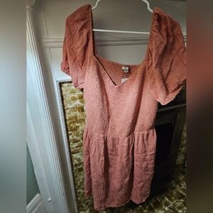 Elegant Pink Puff Sleeve Dress